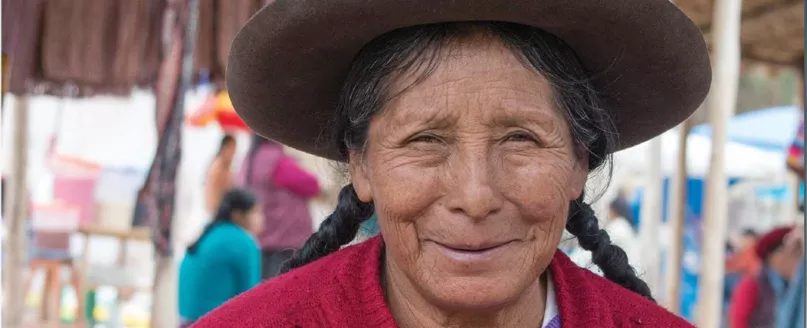 Mujer con sombrero. Foto gentileza Proyecto GIF.