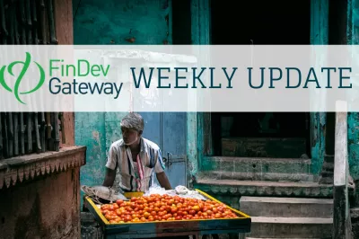 A fruit vendor pushing his cart. Photo by Partha Sarathi Dalal, 2016 CGAP Photo Contest.